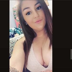 Meet your Posher, Savannah